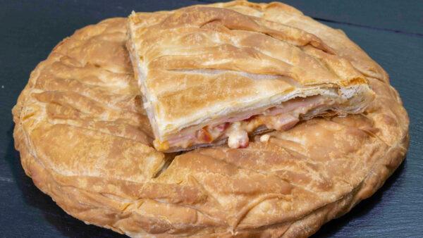 4ΑΡΑ ΣΤΡΟΓΓΥΛΗ ΠΙΤΑ ΠΙΤΣΑ