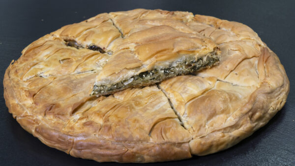 8ΑΡΑ ΣΤΡΟΓΓΥΛΗ ΣΠΑΝΑΚΟΤΥΡΟΠΙΤΑ ΤΑΨΙΟΥ