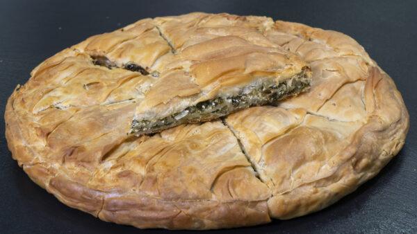 8ΑΡΑ ΣΤΡΟΓΓΥΛΗ ΣΠΑΝΑΚΟΤΥΡΟΠΙΤΑ ΤΑΨΙΟΥ