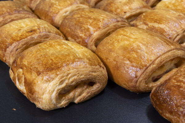 CROISSANT SPECIAL (ΖΑΜΠΟΝ-GUDA-ΜΠΕΣΑΜΕΛ)