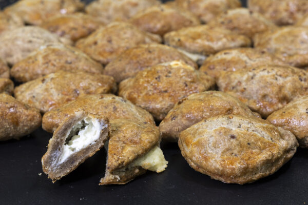 ΜΙΝΙ ΚΟΥΡΟΥ ΜΠΙΣΚΟΤΕ ΠΟΛΥΣΠΟΡΟ