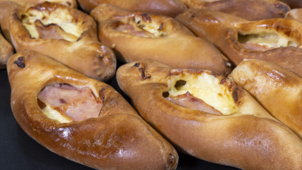 ΠΕΪΝΙΡΛΙ ΜΠΕΪΚΟΝ (ΜΠΕΪΚΟΝ-ΖΑΜΠΟΝ-GΟUDA)