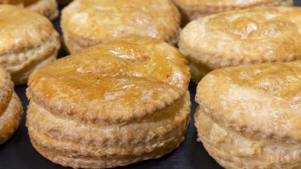 ΤΥΡΟΠΙΤΑ ΓΑΛΛΙΚΗ ΣΦΟΛΙΑΤΑ