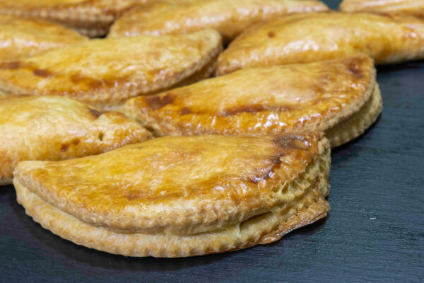 ΧΕΙΡΟΠΟΙΗΤΗ ΤΥΡΟΠΙΤΑ