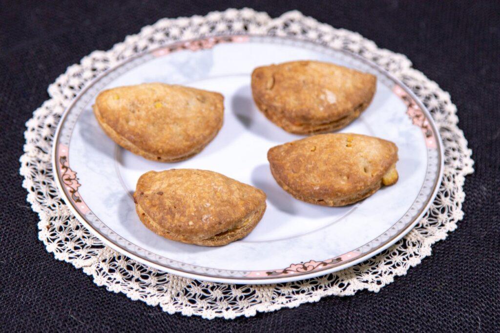 MINI CORN BISCUIT KOUROU with GRUYERE