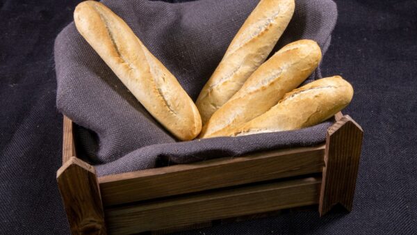 WHEAT FRENCH BAGUETTE 25 ± 2 cm