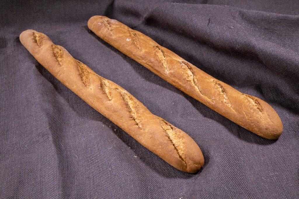 WHOLE-WHEAT FRENCH BAGUETTE 58 ± 2 cm