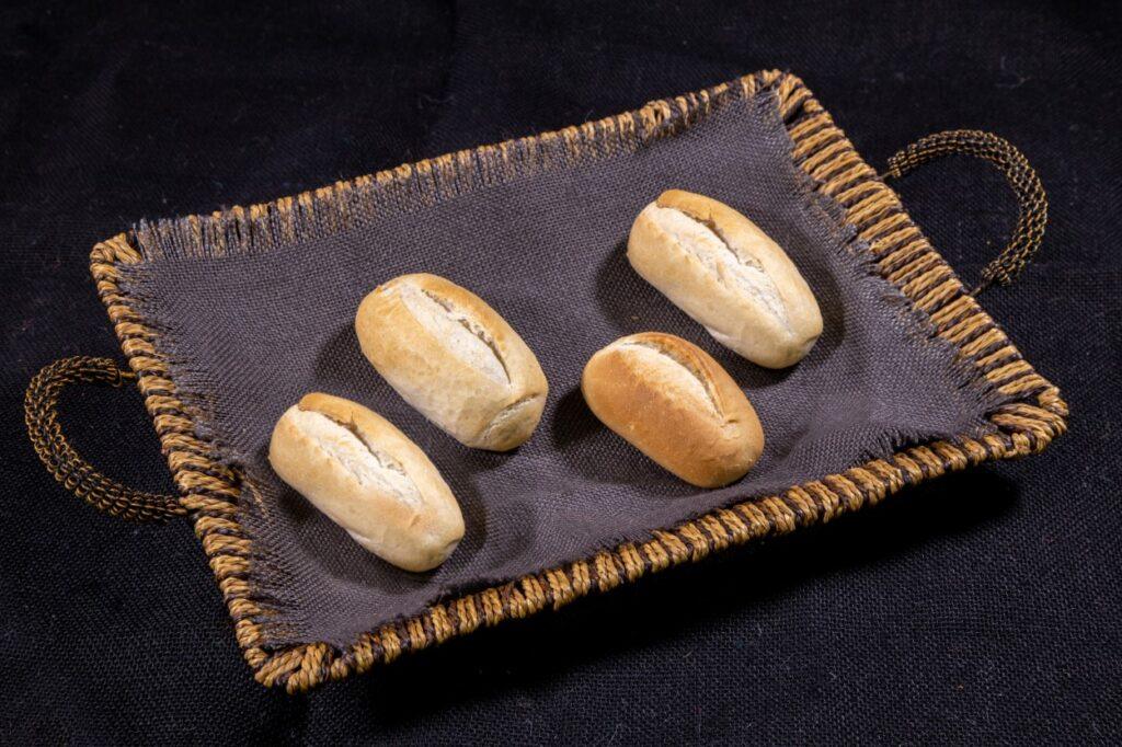 MINI WHEAT FRENCH BAGUETTE 10 ± 1 cm