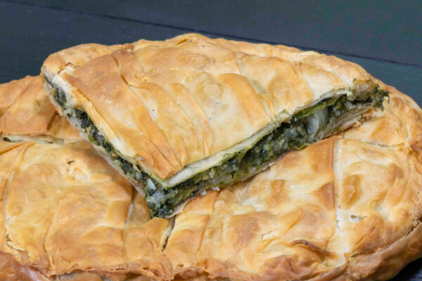 4ΑΡΑ ΣΤΡΟΓΓΥΛΗ ΝΗΣΤΙΣΙΜΗ ΣΠΑΝΑΚΟΠΙΤΑ